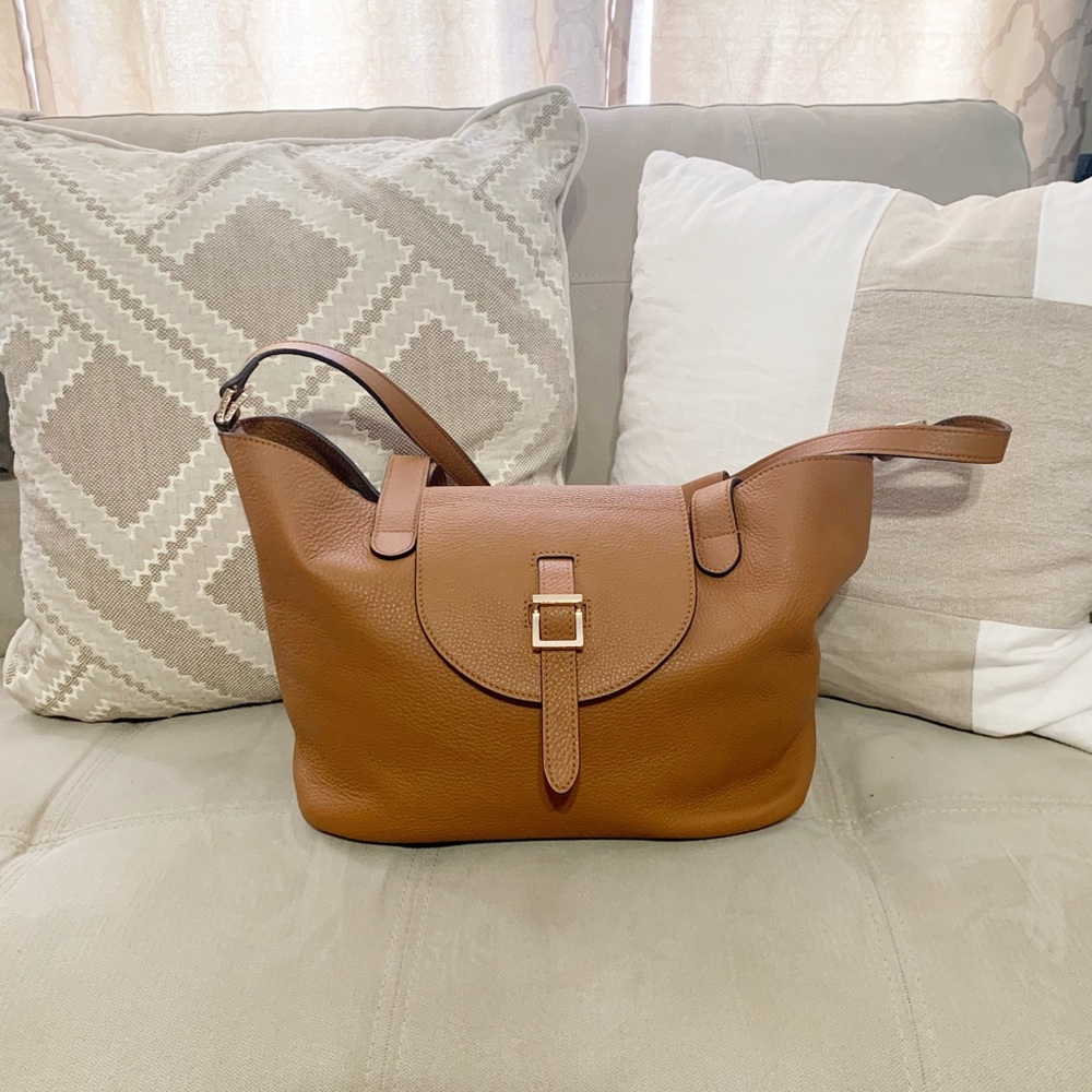Thela Medium Tan Leather Tote Bag